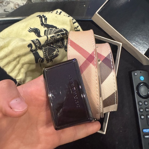 Burberry authentic classic plaid belt - Picture 4 of 4